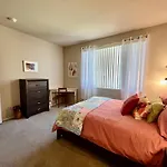 Gated Condo Heated Pool Spa Gym Near Zoo